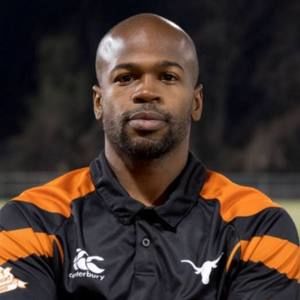 Meet your Posher, Pierce